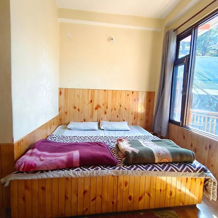 Trinity Homestay Kasol Exteriér fotografie