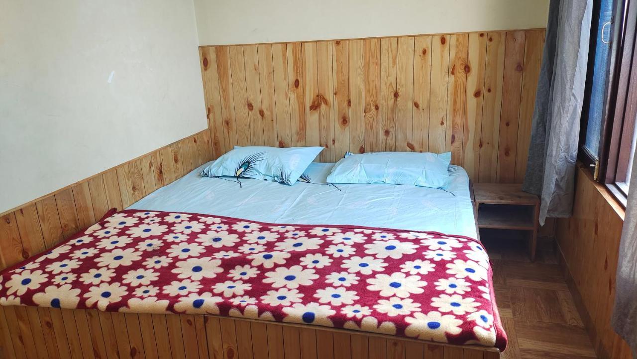 Trinity Homestay Kasol Exteriér fotografie